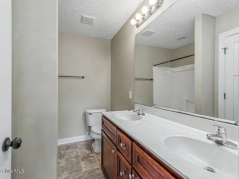 105 Kenan Loop — Photo 22