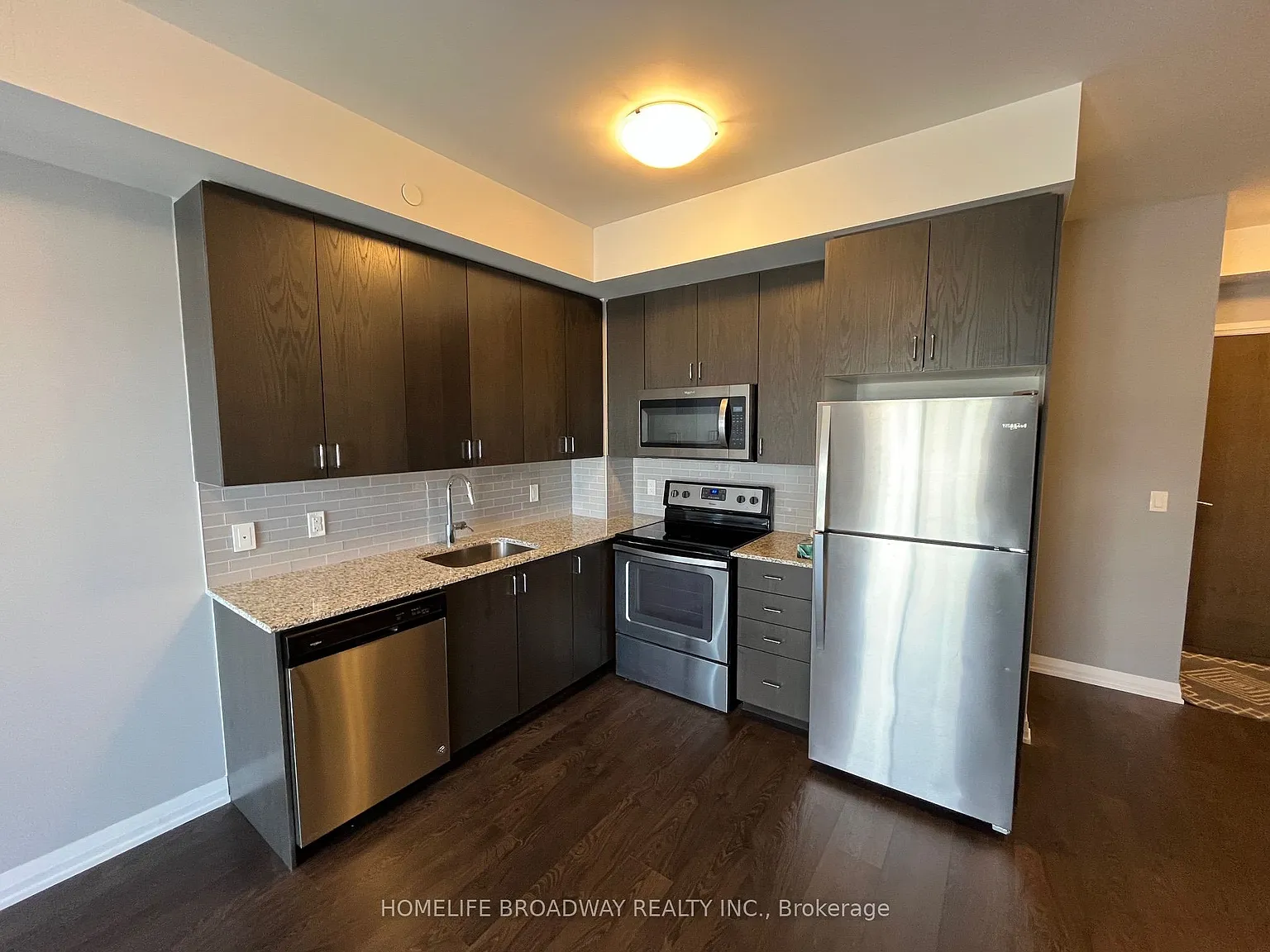 3 bed, $2,350 — Photo 4