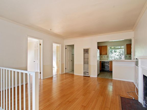 2nd image of 4555 Glenalbyn Dr APT 1