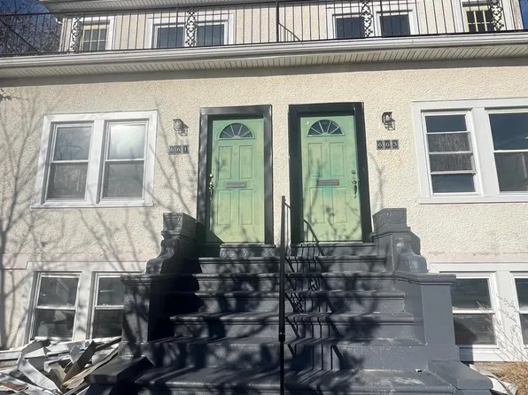 661 E Olive St, Long Beach, NY 11561