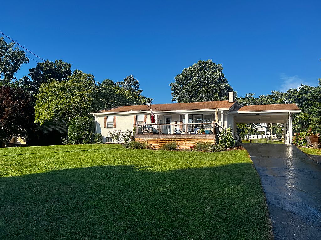 654 Hiawassee Ests, Hiawassee, GA 30546 | Zillow