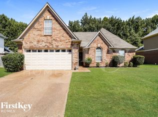 1390 Beaver Trail Dr, Cordova, TN 38016