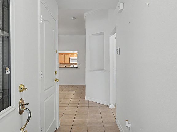 4th image of 4922 Pleasure Lake Ln