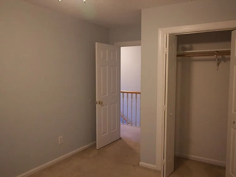 2911 Cedar Creek Rd #A — Photo 18