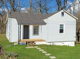 415 E 18th St, Columbia, TN 38401