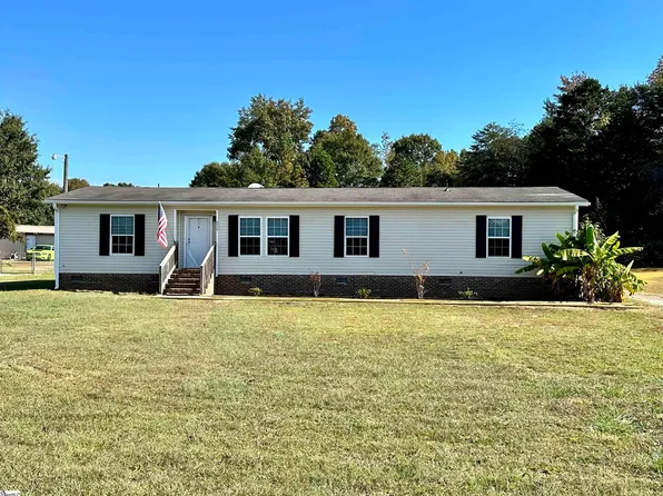225 Perry Rd, Woodruff, SC 29388