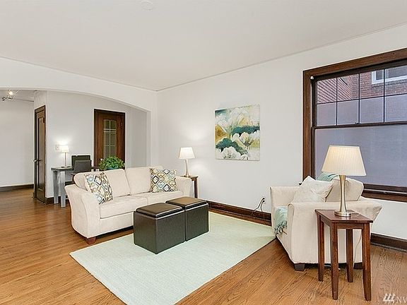 5th image of 2328 10th Ave E APT 104