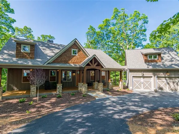 88 S Sanderlin Mountain Dr, Jasper, GA 30143