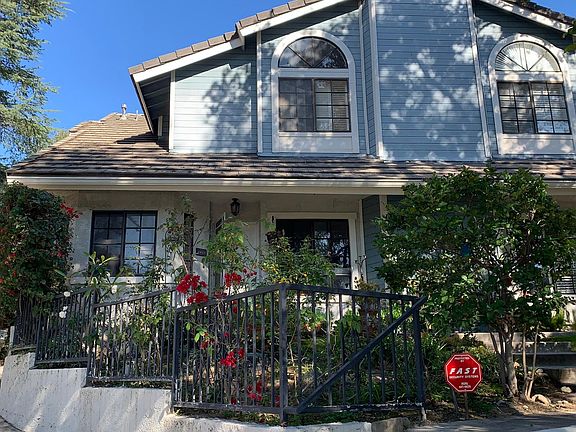 2nd image of 669 W Sierra Madre Blvd