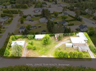 19 Lepinski Rd, Madawaska Valley, ON K0J 1B0