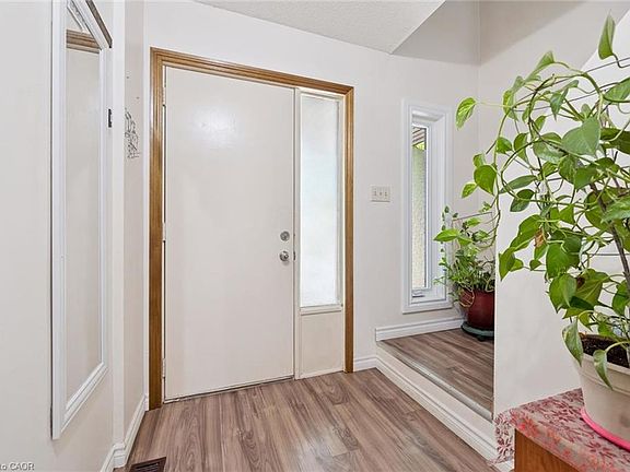 5th image of 46 Cedarwoods Cres #53
