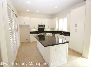 210 Primrose Dr, Lake Forest, CA 92610
