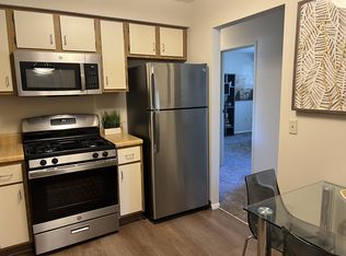 Oakwood Apartments, Olmsted Falls, OH 44138