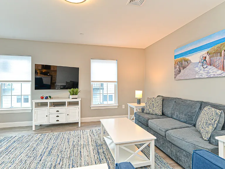 435 Ocean Blvd #205 — Photo 5