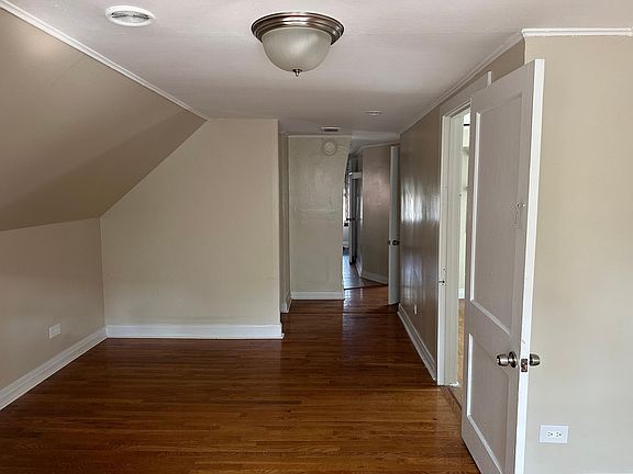 5th image of 4109 N Western Ave #2