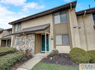 298 Hampshire Dr, Plainsboro, NJ 08536