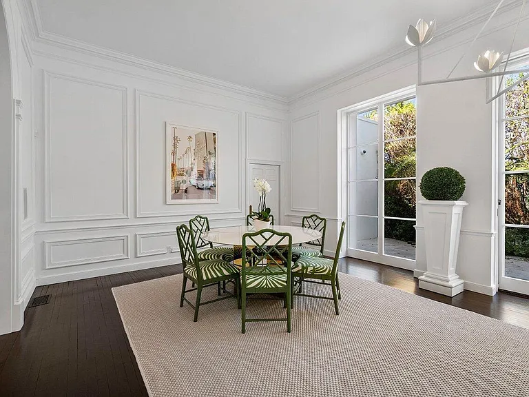 100 Regents Park Rd — Photo 8