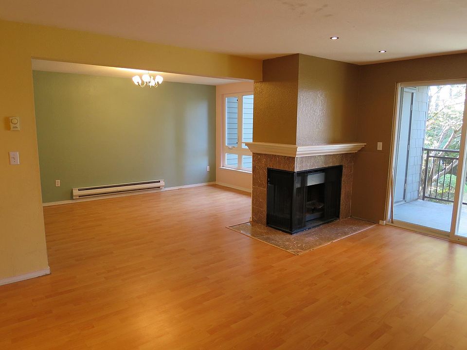 1st image of 12012 98th Ave NE