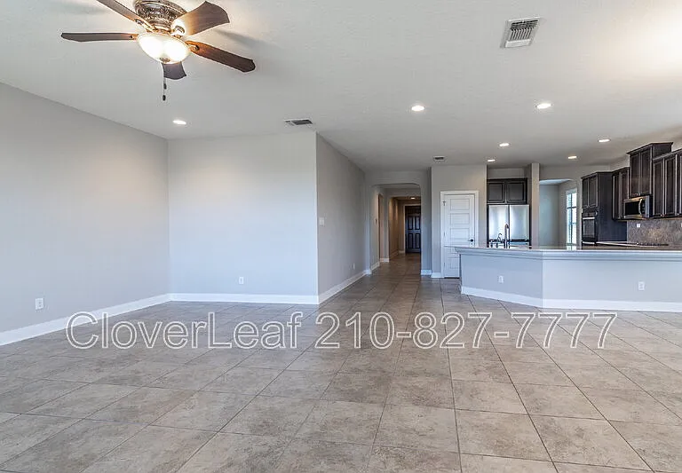 209 Landmark Park — Photo 10