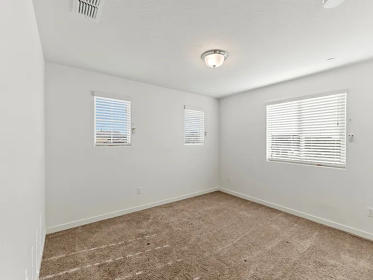 6690 E Adena Ave — Photo 18