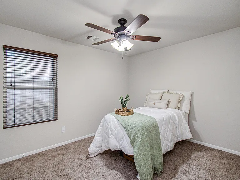 14915 Calico Heights Ln — Photo 12