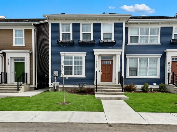 2093 Maple Rd NW, Edmonton, AB T6T 2S8