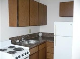 540 4th St APT 1, Bremerton, WA 98337