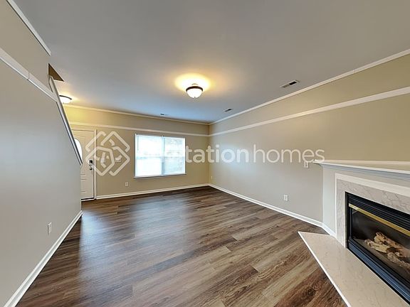 4th image of 15209 Chowning Tavern Ln