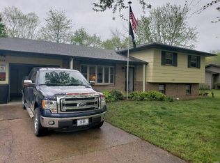 1306 Hull Valley Dr, Waynesville, MO 65583