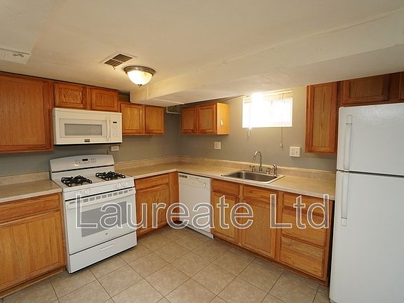 5th image of 3565 S Cherokee St APT B