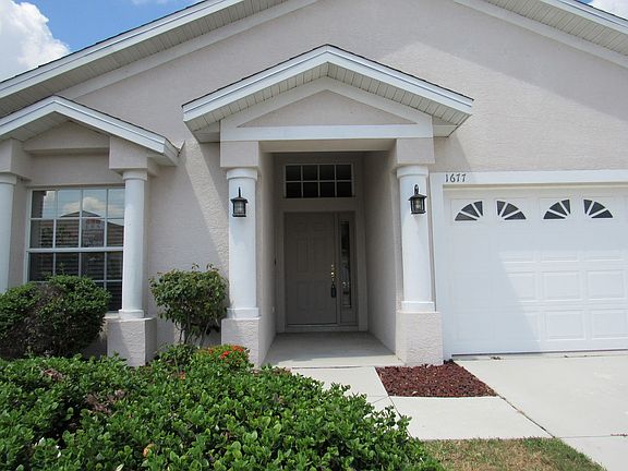 2nd image of 1677 Palace Ct