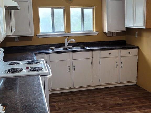 3rd image of 1322 S C St #24