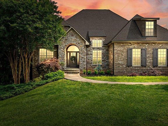 3rd image of 1304 Collier Ridge Ln
