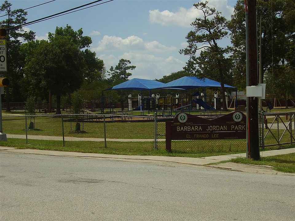 1st image of 0 Clear River Dr