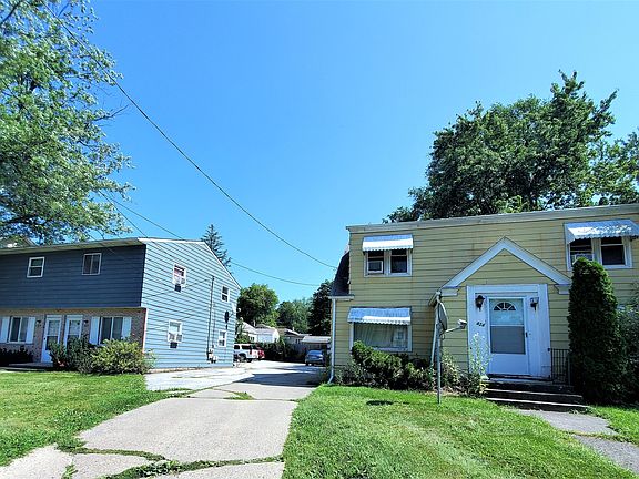 2nd image of 424-428 N Riverview Dr