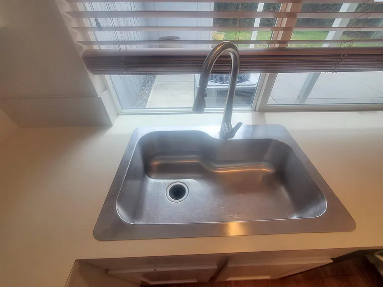 2419 W Grand Ronde Ave #D — Photo 15