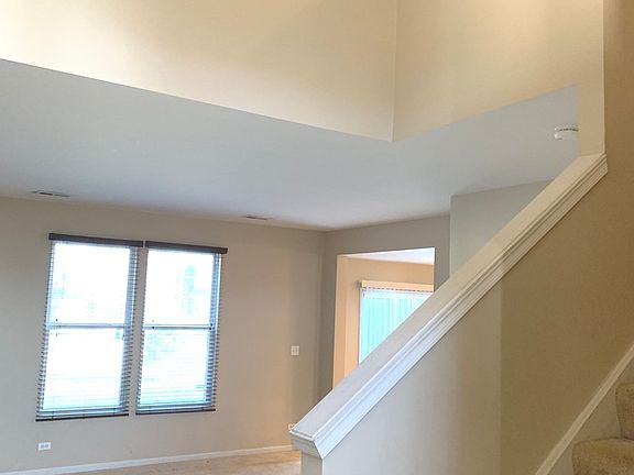 2nd image of 437 Belvedere Ln