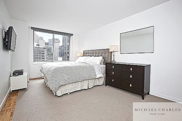 Rented by Michael Charles New York | media 11