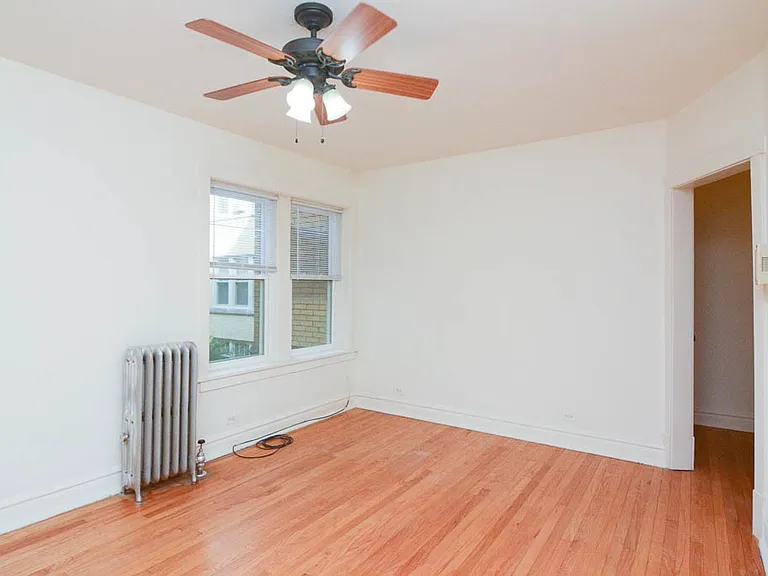 4309 N Francisco Ave #F2 — Photo 10