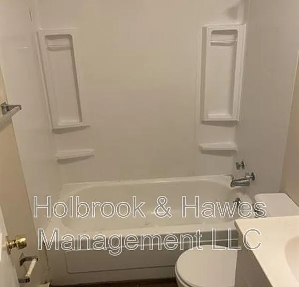 1714 Stover St #2G — Photo 6