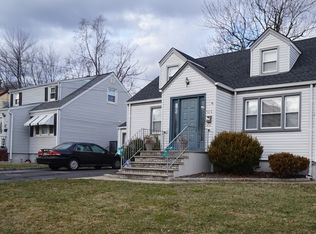509 E 2nd Ave, Roselle, NJ 07203