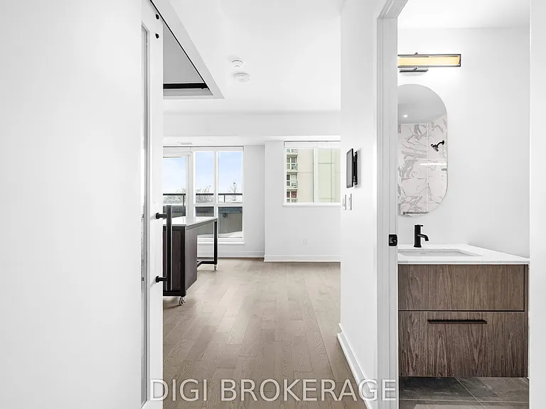 560 Rideau St #413 — Photo 24