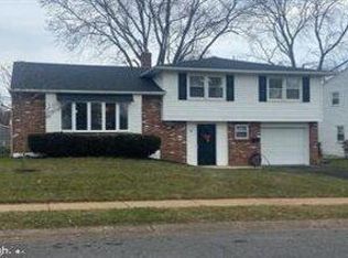 6 Winnwood Rd, Newark, DE 19711