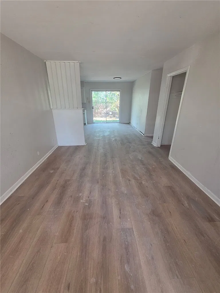 4 bed, 2.0 bath, 1132 sqft, $1,295 — Photo 3