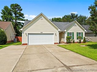 427 Derby Ln, Hope Mills, NC 28348