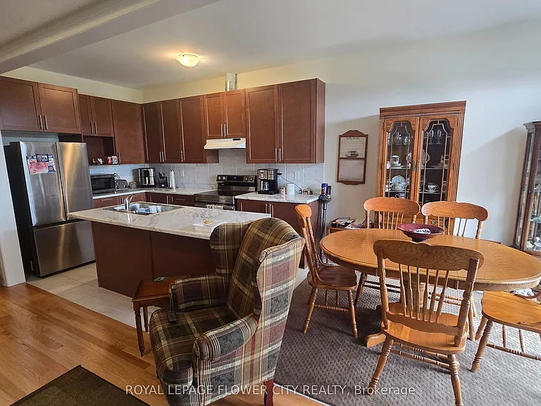 1241 Rexton Dr — Photo 8