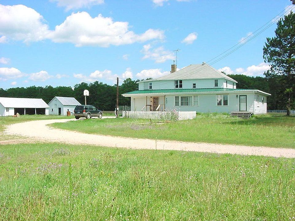 Huge Remodeled Farm House!