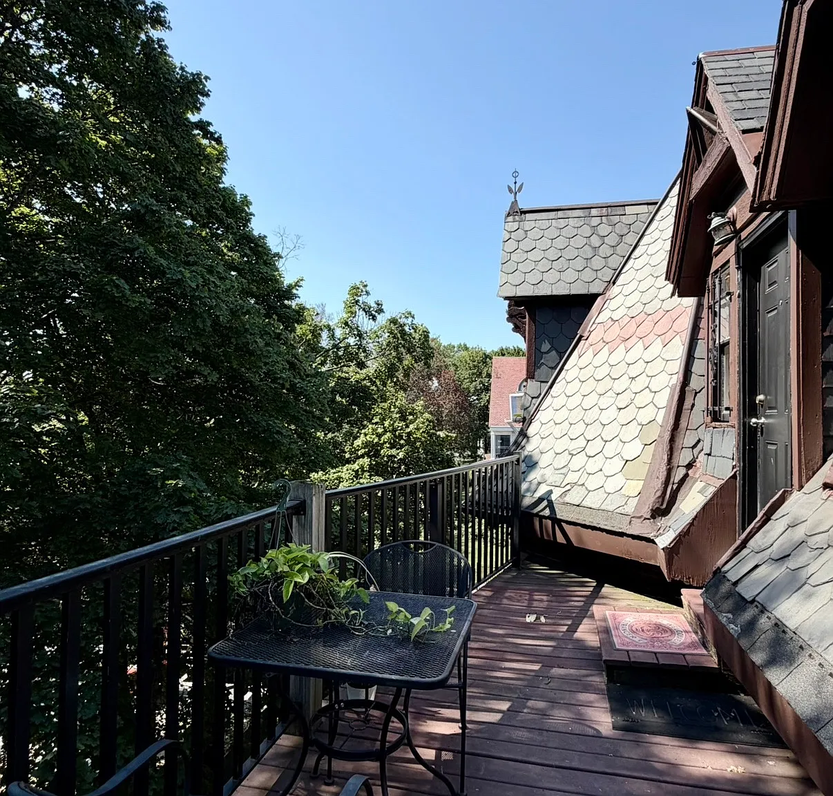 1 bed, 692 sqft, $1,900 — Photo 4