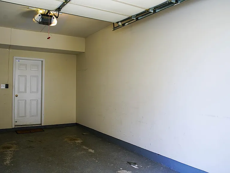 5663 Harrington Falls Ln #E — Photo 23