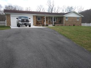 1541 Loop Rd, Falls Mills, VA 24613